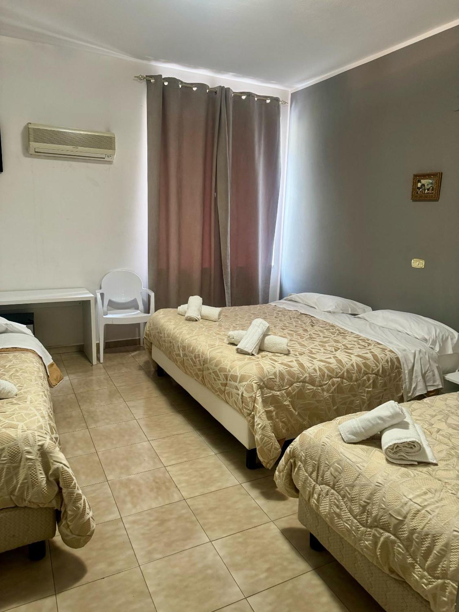 Hotel Il Santuario - Pompeï Buitenkant foto